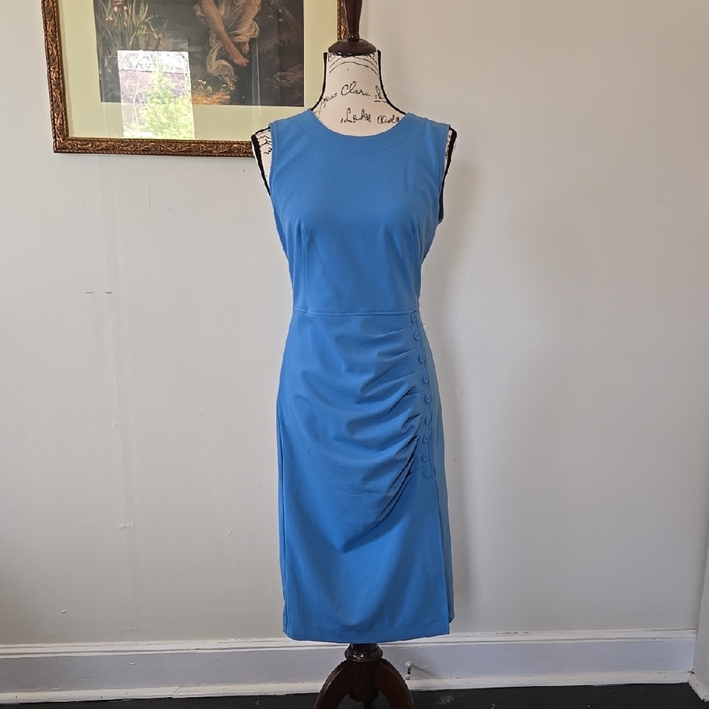 Calvin Klein Elegant Blue Sleeveless Dress